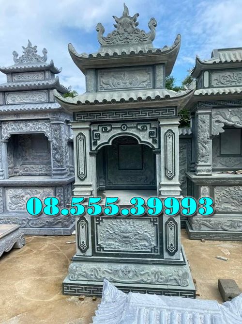 Bàn thờ đá ngoài trời