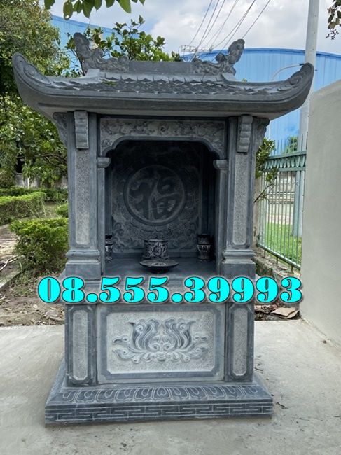 Bàn thờ đá ngoài trời Bàn thờ đá ngoài trời