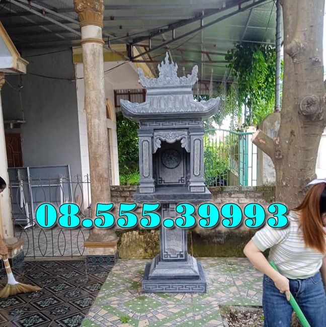 Bàn thờ đá ngoài trời