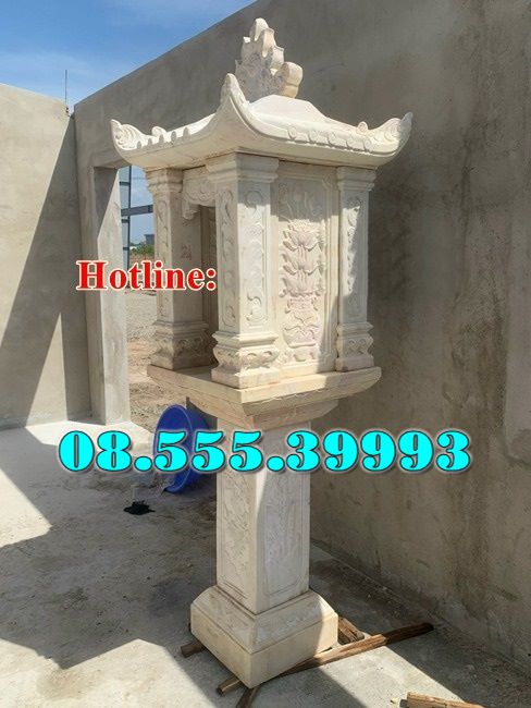 Bàn thờ đá ngoài trời Bàn thờ đá ngoài trời