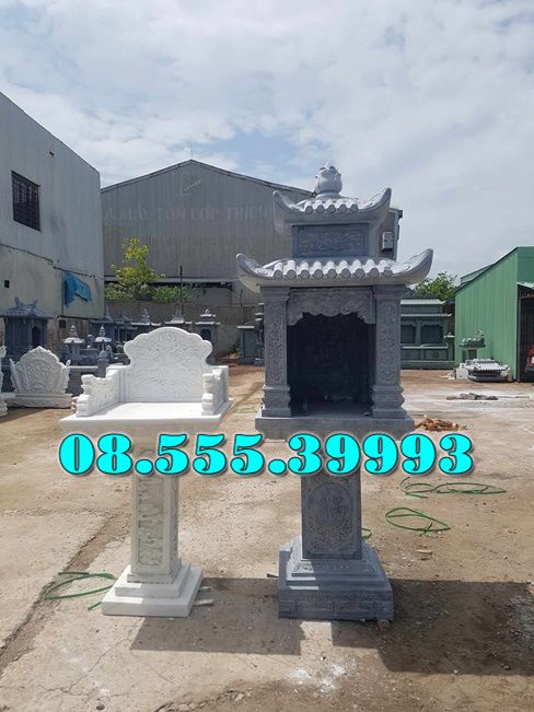 Bàn thờ đá ngoài trời