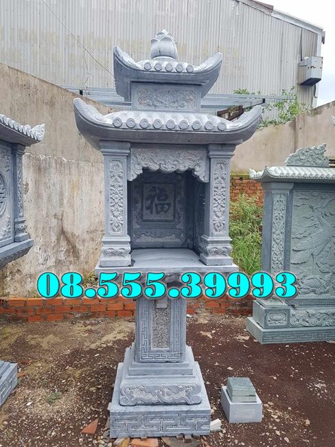 Bàn thờ đá ngoài trời