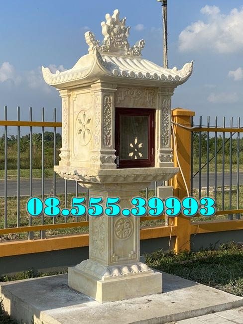 Bàn thờ đá ngoài trời Bàn thờ đá ngoài trời