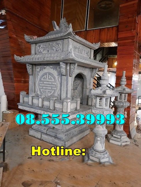 Bàn thờ đá ngoài trời Bàn thờ đá ngoài trời