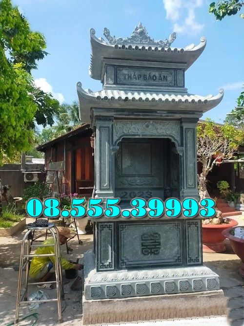 Bàn thờ đá ngoài trời Bàn thờ đá ngoài trời