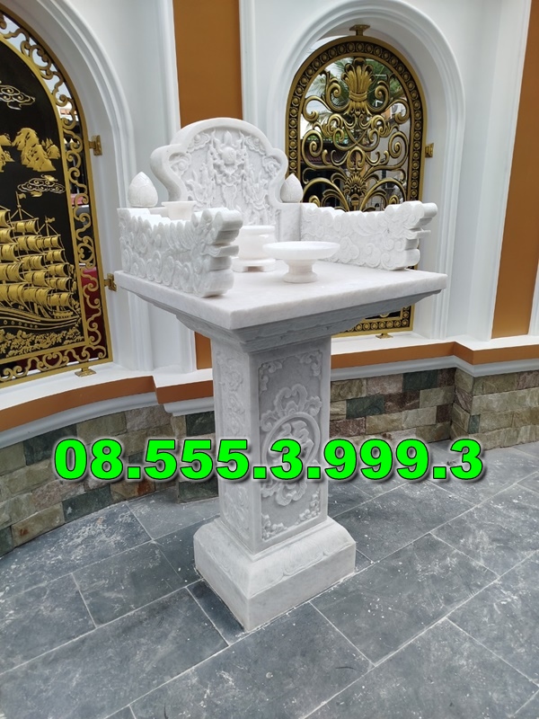 Bàn thờ bằng đá ngoài trời, Bàn thờ bằng đá ngoài trời,