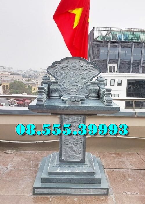 Bàn thờ đá ngoài trời Bàn thờ đá ngoài trời
