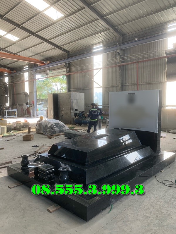 Mộ đá granite nguyên khối tại tây ninh