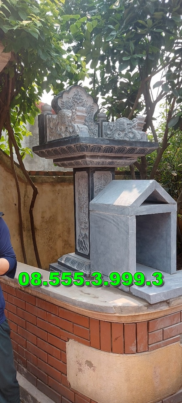 Bàn thờ bằng đá ngoài trời Bàn thờ bằng đá ngoài trời