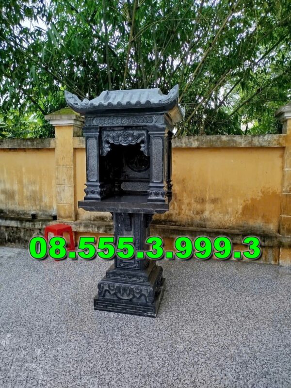 Bàn thờ bằng đá ngoài trời Bàn thờ bằng đá ngoài trời
