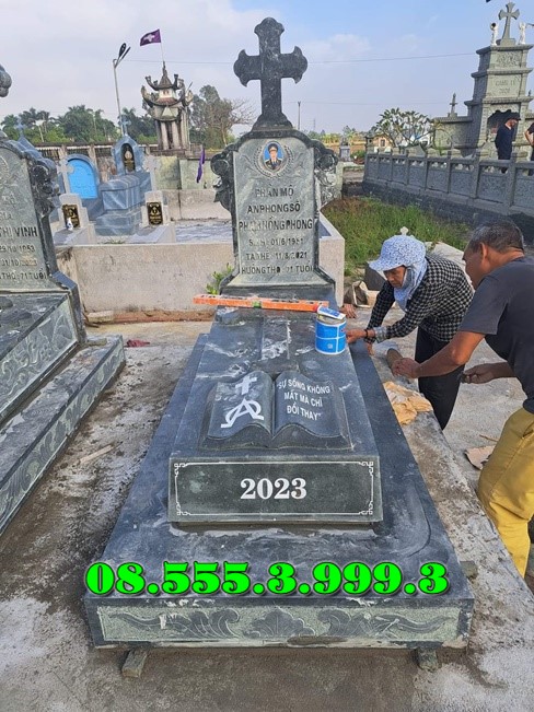 MỘ ĐÁ CÔNG GIÁO GIA ĐÌNH ĐẸP TẠI BẠC LIÊU MỘ ĐÁ CÔNG GIÁO GIA ĐÌNH ĐẸP TẠI BẠC LIÊU