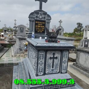 MỘ ĐÁ CÔNG GIÁO GIA ĐÌNH ĐẸP TẠI SÓC TRĂNG
