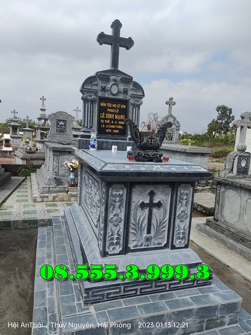 MỘ ĐÁ CÔNG GIÁO GIA ĐÌNH ĐẸP TẠI SÓC TRĂNG MỘ ĐÁ CÔNG GIÁO GIA ĐÌNH ĐẸP TẠI SÓC TRĂNG