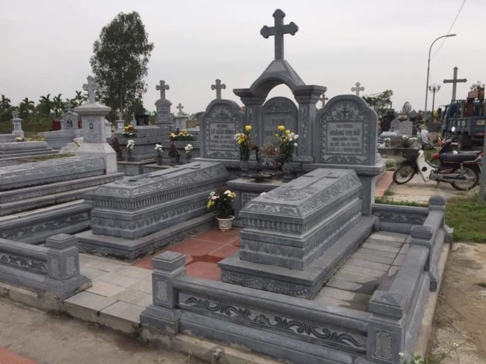 Mộ Đá Công Giáo Mộ Đá Công Giáo