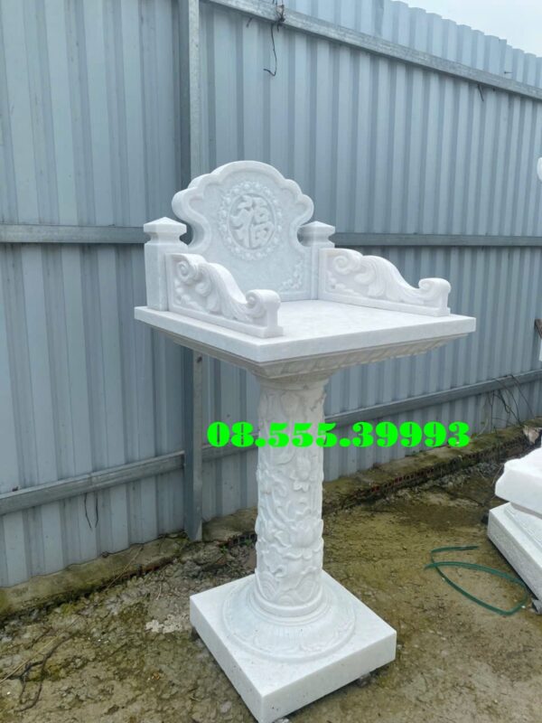 Bàn Thờ Thần Linh Ngoài Trời Bằng Đá Tại Trà Vinh