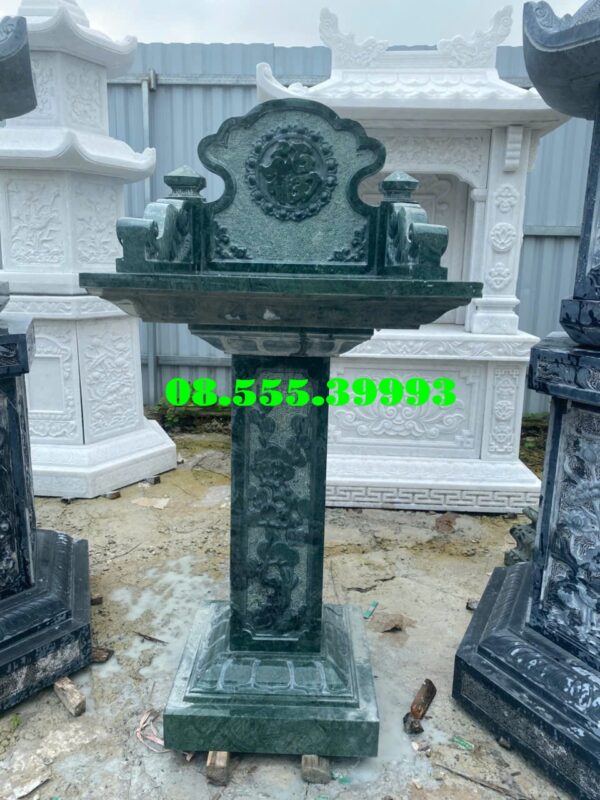 Bàn Thờ Thần Linh Ngoài Trời Bằng Đá Tại Vũng Tàu