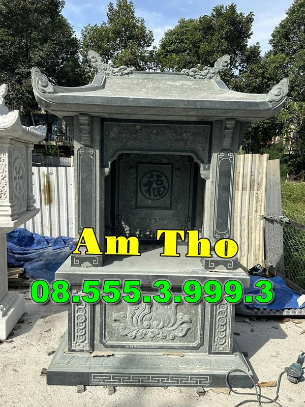 Bàn thờ bằng đá ngoài trời Bàn thờ bằng đá ngoài trời