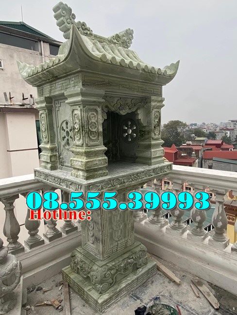 Bàn thờ đá ngoài trời Bàn thờ đá ngoài trời
